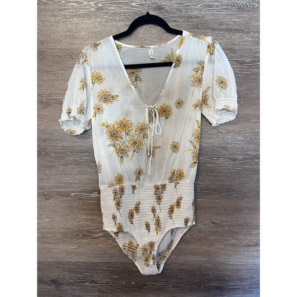 Intimately Free People Bodysuit Small White Yellow Floral Sunflower Cotton - Picture 1 of 3